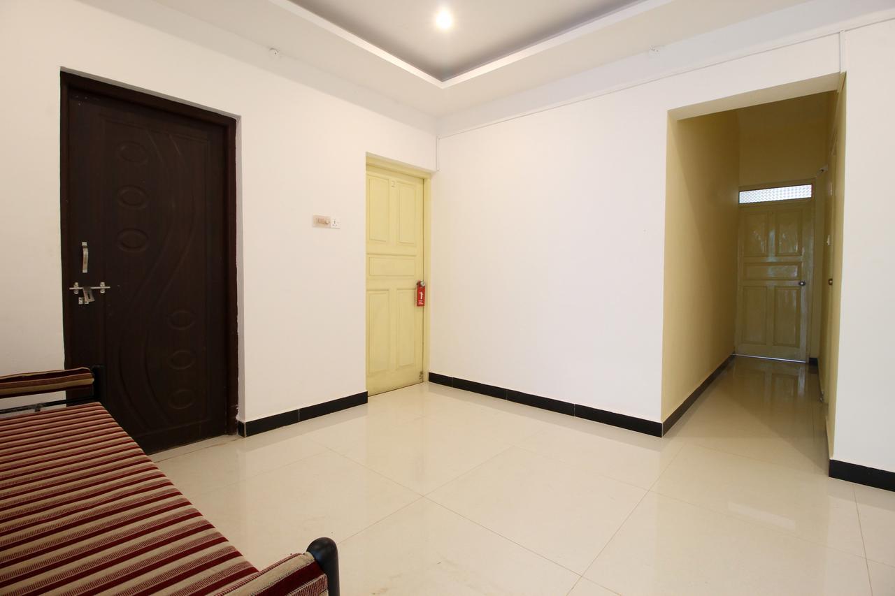 Oyo 10385 Hotel Nirmala Vilas Candolim Eksteriør billede