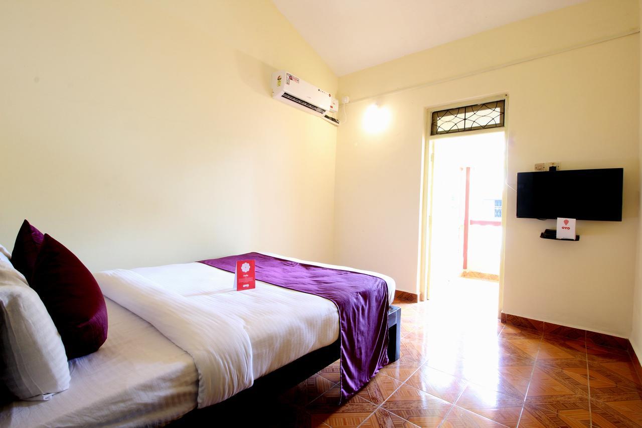 Oyo 10385 Hotel Nirmala Vilas Candolim Eksteriør billede