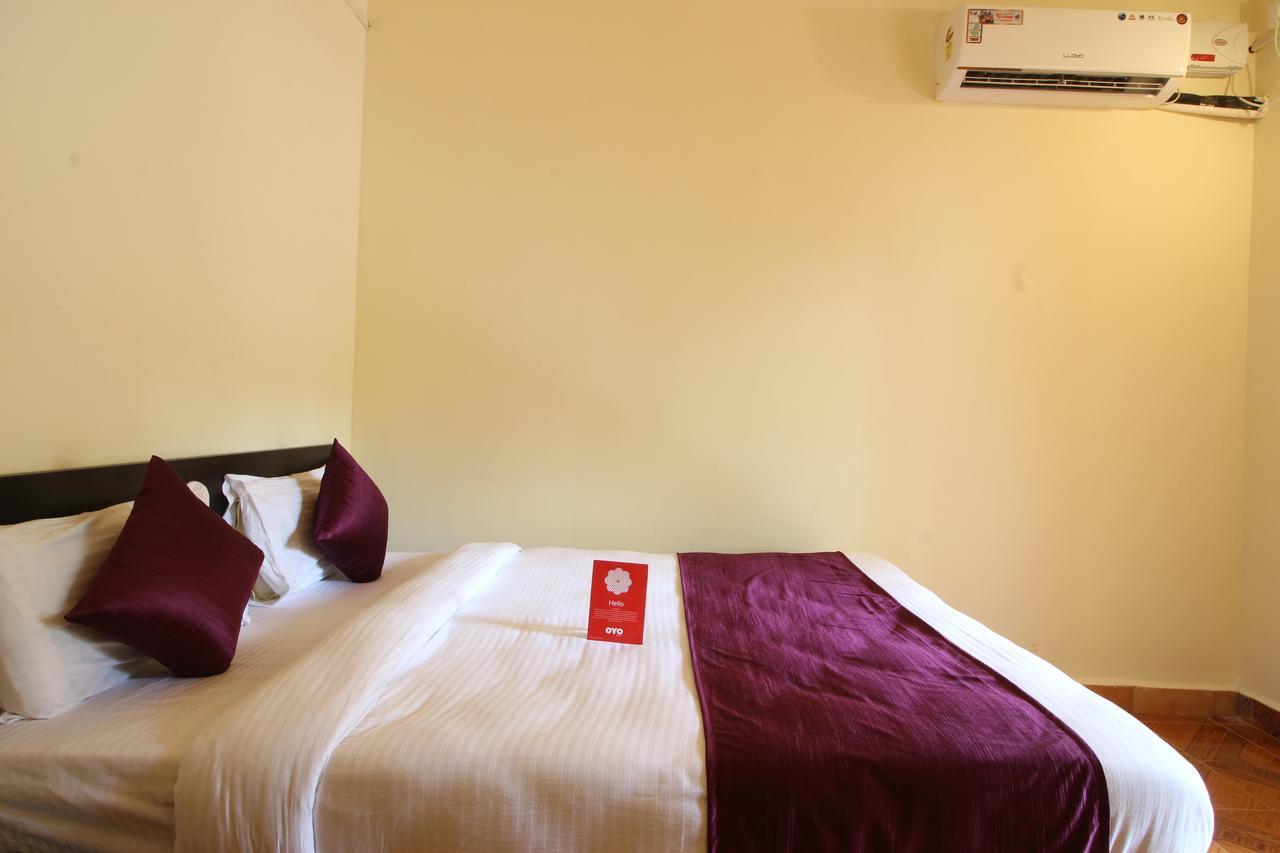 Oyo 10385 Hotel Nirmala Vilas Candolim Eksteriør billede