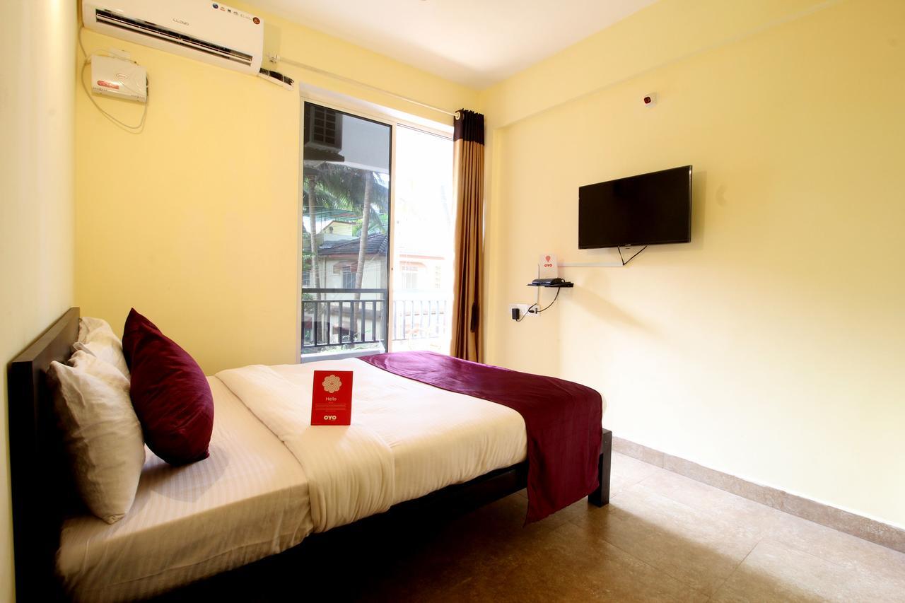 Oyo 10385 Hotel Nirmala Vilas Candolim Eksteriør billede