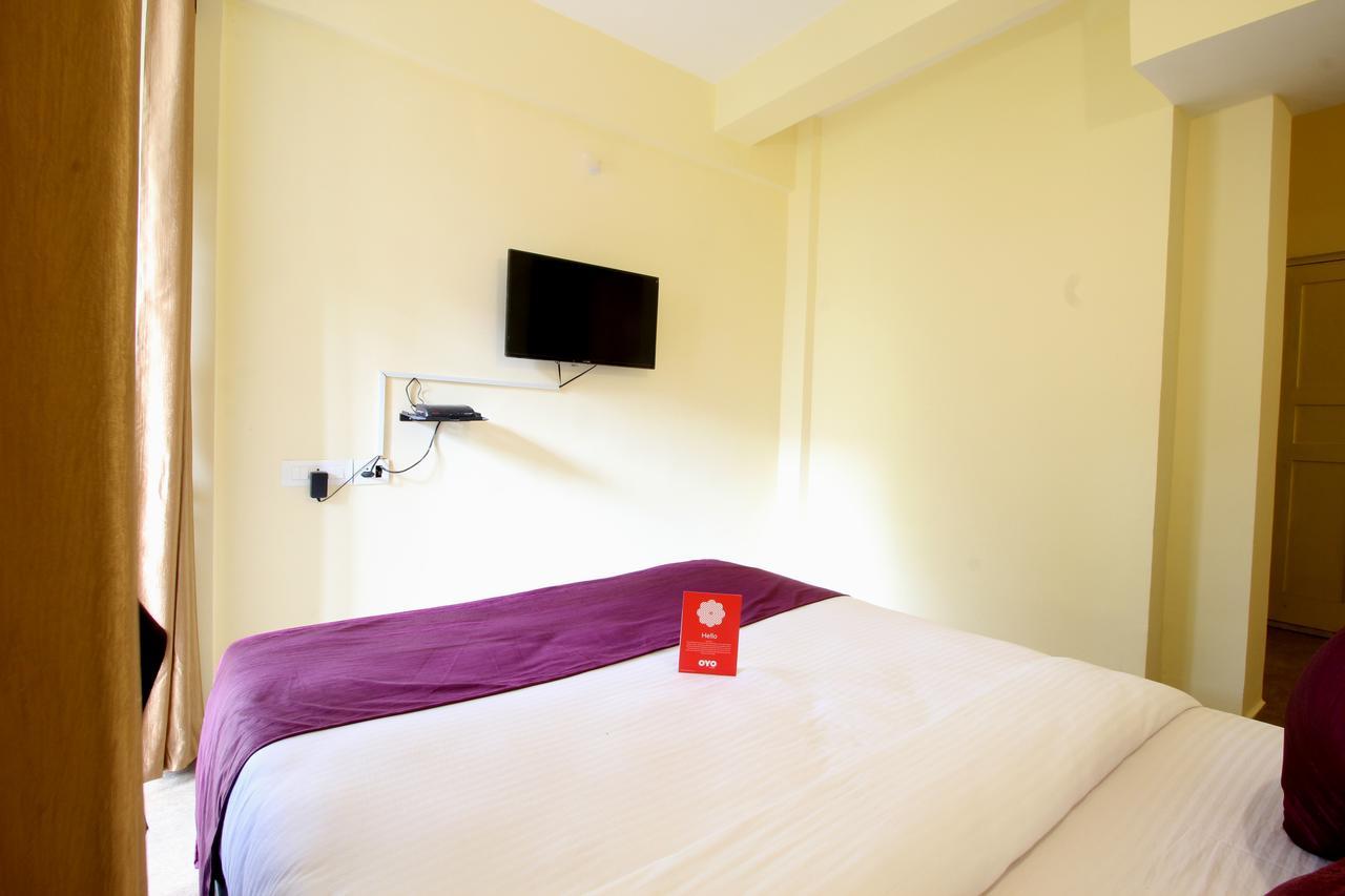 Oyo 10385 Hotel Nirmala Vilas Candolim Eksteriør billede